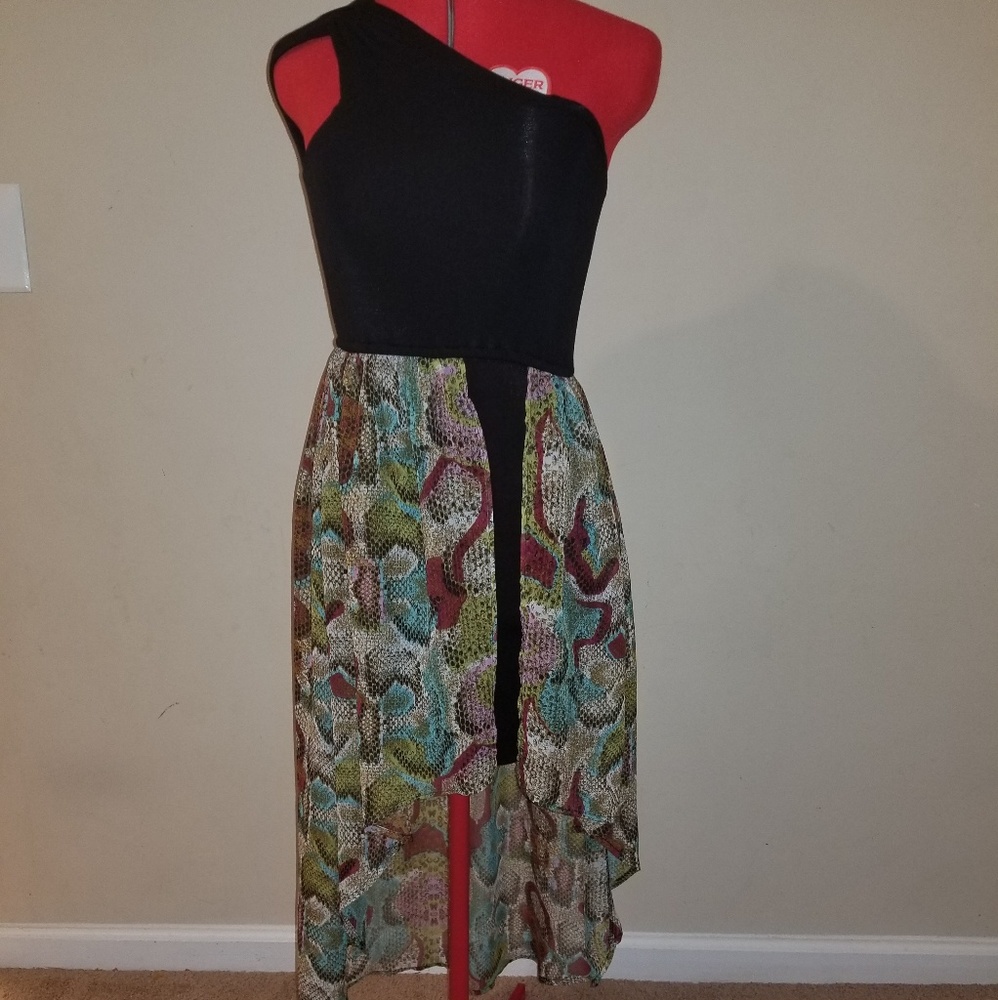 One shoulder high-low dress